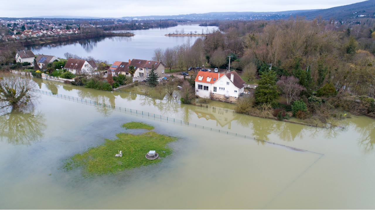 Photo aérienne de la crue de la Seine à Triel-sur-Seine, dans les Yvelines, le 30 Janvier 2018.